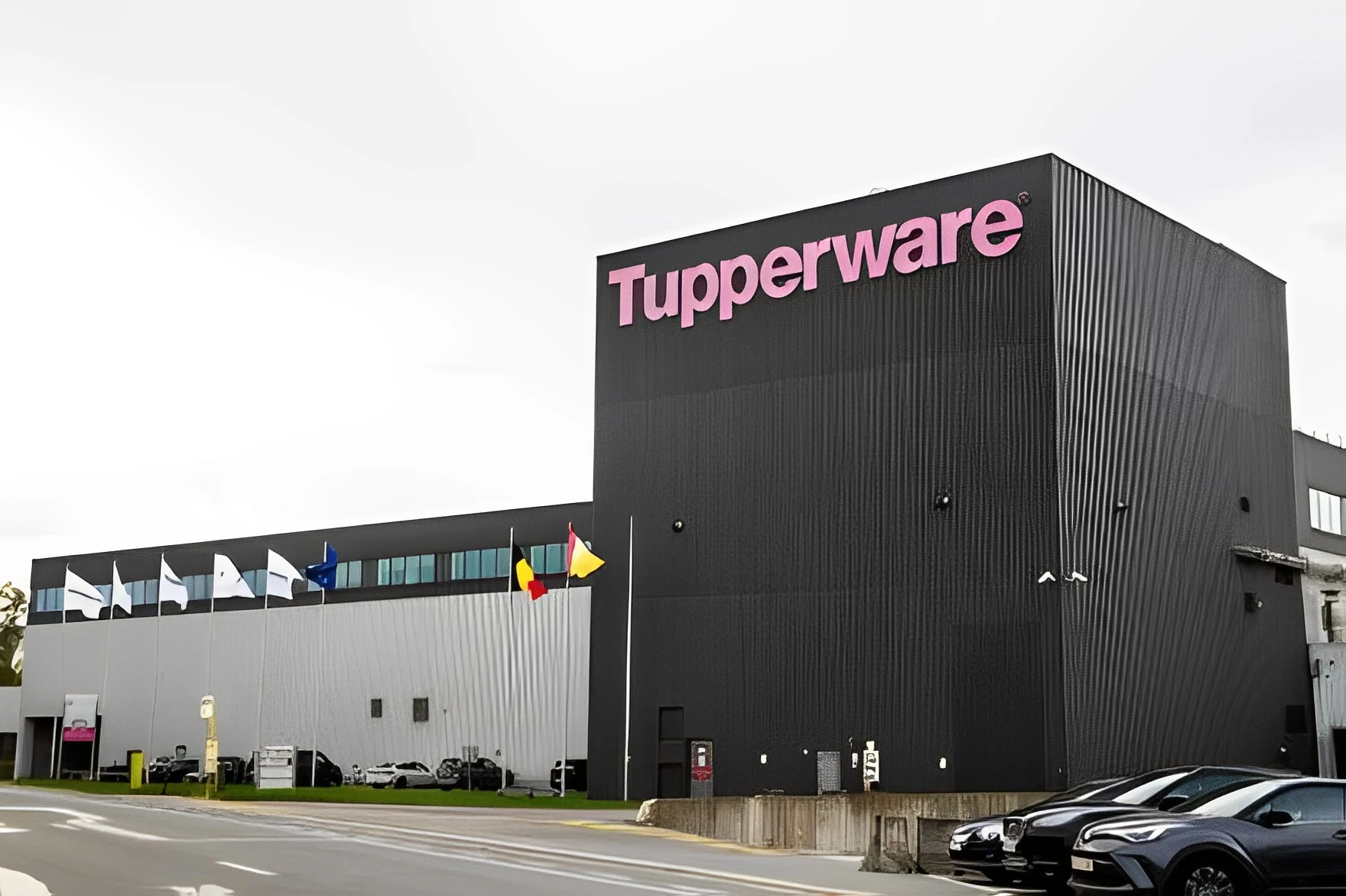 Mengapa Tupperware Bangkrut?