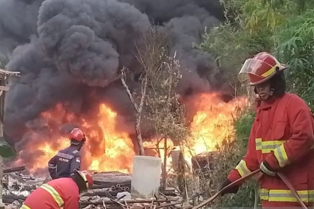 Sumur Minyak Ilegal Meledak di Blora: 3 Tewas, ESDM Sampaikan Dukacita