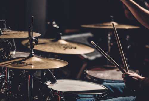 Manfaat Bermain Drum untuk Tubuh dan Pikiran