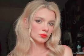 Wanita Imigran Ukraina Tewas di Kereta