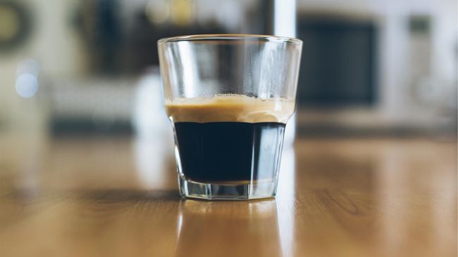 Ketahui Waktu yang Tepat Minum Kopi Hitam Tanpa Gula untuk Kesehatan Optimal