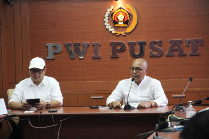 PWI Dorong Setpres Klarifikasi Soal Pencabutan Kartu Liputan Wartawan CNN Indonesia