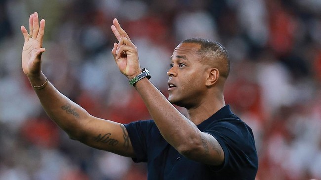 Fans Indonesia Sulit Masuk Stadion, Kluivert Kritik Federasi Saudi