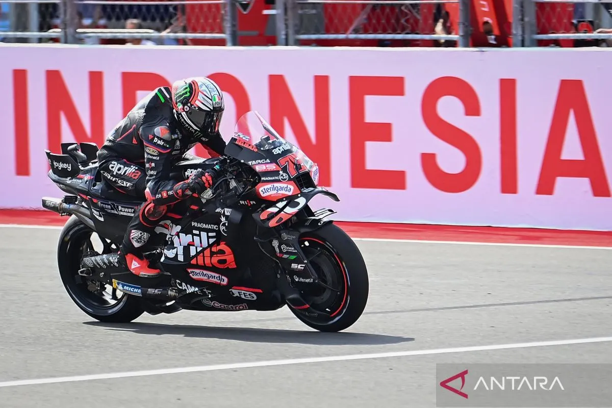 Setelah Tabrak Marc Marquez, Bezzecchi Dihukum Double Long Lap Penalty