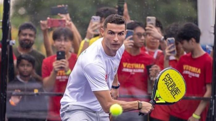 Cristiano Ronaldo Doyan Main Padel, Rela Keluarkan Miliaran Rupiah Bangun Klub di Portugal