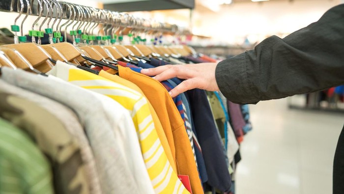 Langkah Awal Pemulihan Sektor Industri dan UMKM