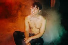 Joji & Era Baru: “Past Won’t Leave My Bed” dan Album Piss In The Wind