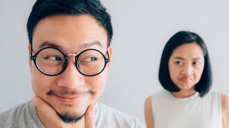 Membenarkan Tindakan Perilaku Buruk: Fenomena yang Semakin Umum dan Bahayanya bagi Masyarakat