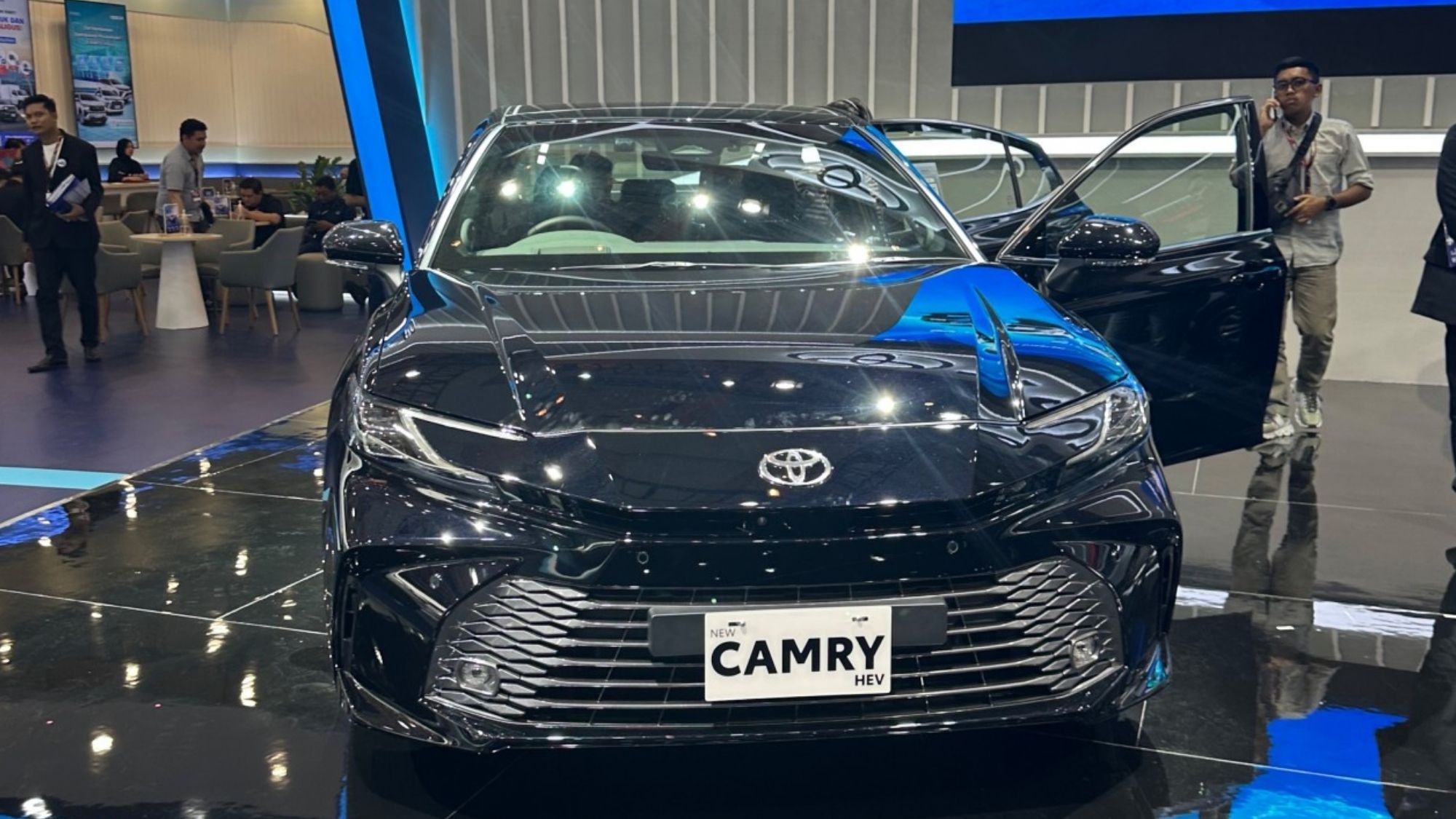 10 Merek Mobil Terlaris November 2025: Toyota Masih Tak Tergeser, BYD Terus Menekan Merek Jepang